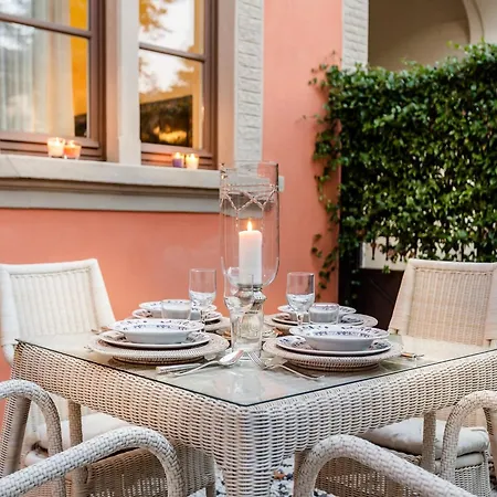 Apartment Charming Garden Flat In Historic Lucca Lucca