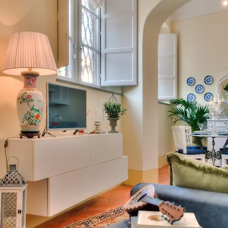 Charming Garden Flat In Historic Lucca * Lucca